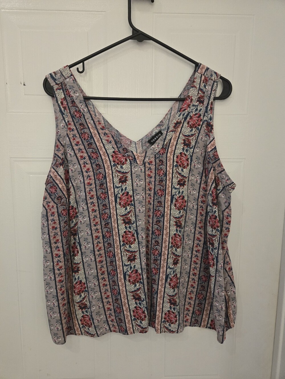 Torrid Pink Floral Stripe Floral Boho V-Neck Camisole Plus Size